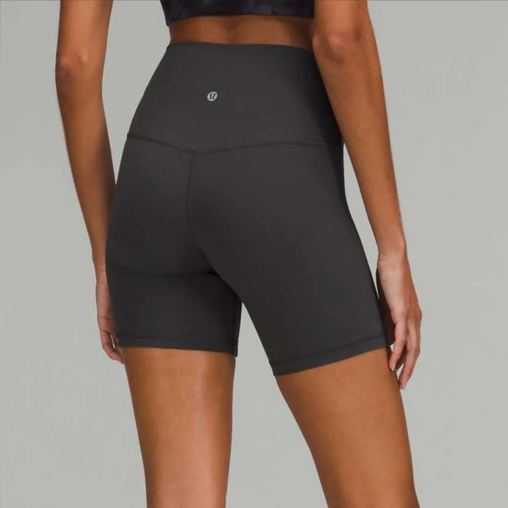 Lululemon Align High-Rise Short 6" size 10
Graphite Grey